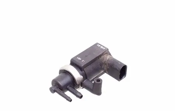 Audi A6 S6 C5 4B Turbo solenoid valve 059906627b
