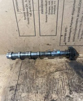 Skoda Fabia Mk2 (5J) Camshaft 103P101