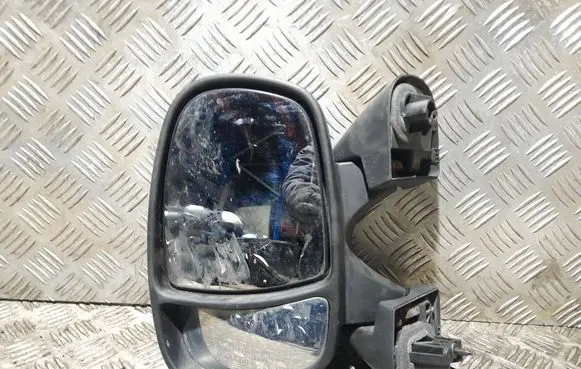 Opel Vivaro Front door electric wing mirror 0209240