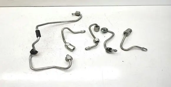 BMW 3 E90 E91 Fuel injector supply line/pipe 