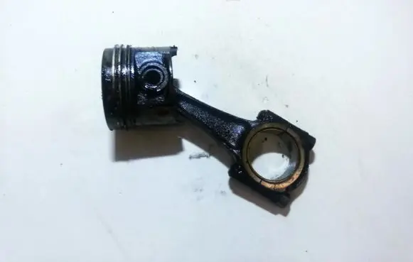 Piston with connecting rod