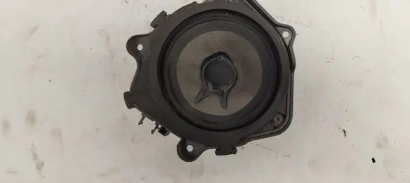 Audi A4 S4 B5 8D Front door speaker 8D0035412B