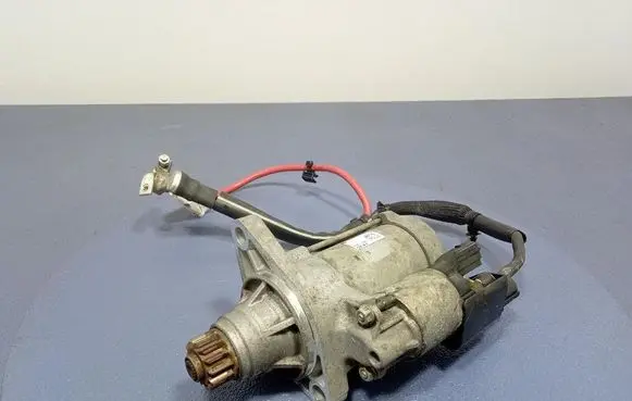 Volkswagen Golf Sportsvan Starter motor 0AM911024A