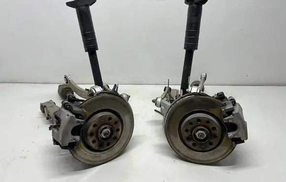 Alfa Romeo Stelvio Stub axle 