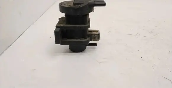Opel Zafira A Turbo solenoid valve 4715396 4522371