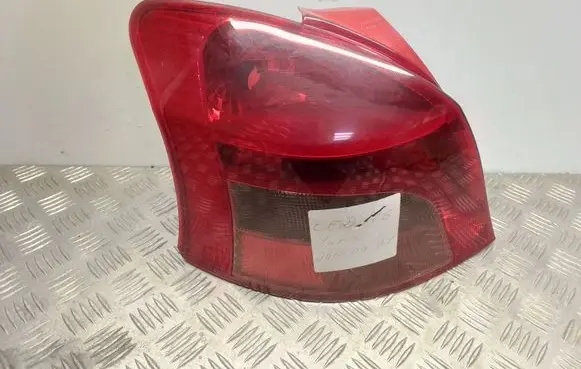 Toyota Yaris Rear/tail lights