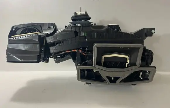 BMW X7 G07 Interior heater climate box assembly 7944537 7944539