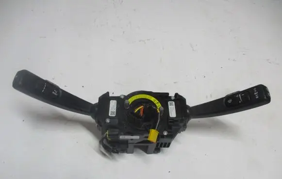 Volvo V40 Central console control unit 31456042
