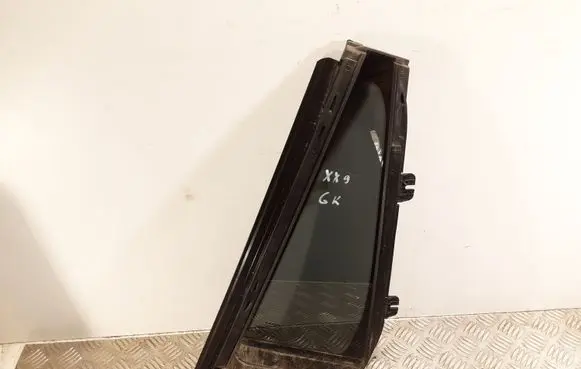 Volvo XC90 Rear side window 31352994