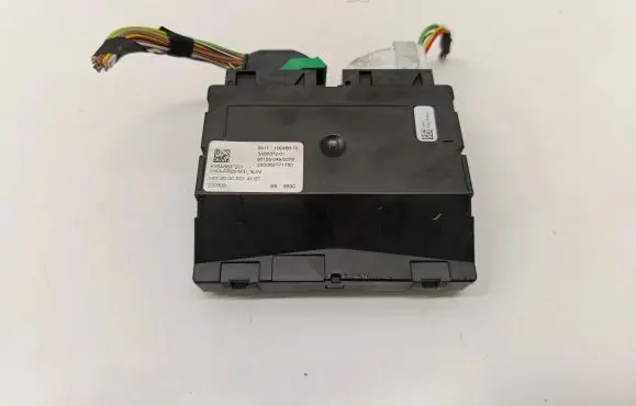 BMW 3 G20 G21 Fan control module 5A68372