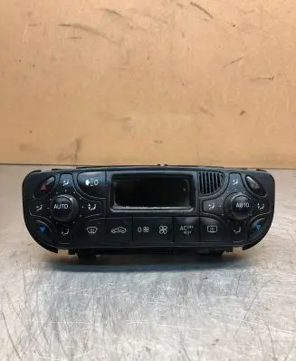 Mercedes-Benz C W203 Climate control unit 2098300285 9140010491