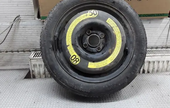 Volkswagen Golf III R15 spare wheel 535601025A