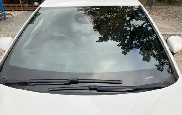 Opel Astra K Front windscreen/windshield window 39017360