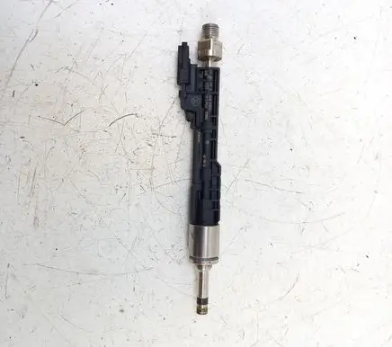 BMW 4 F32 F33 Fuel injector 7639994