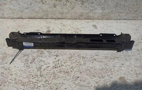 Hyundai Tucson TL Radiator support slam panel