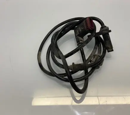 Mercedes-Benz E W211 ABS rear brake sensor A2115402417 2115402417