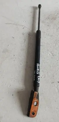 Toyota Auris 150 Tailgate/trunk strut/damper 6896002081