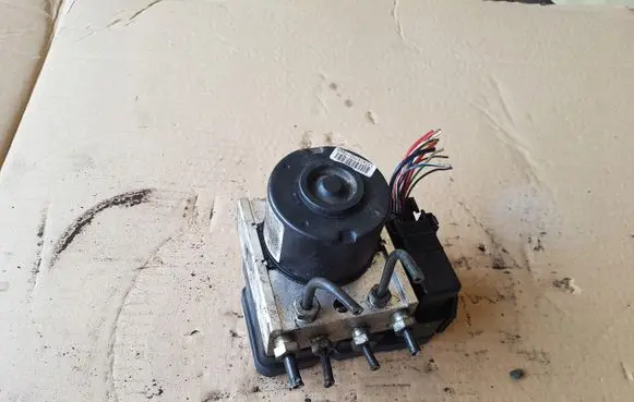 Ford Transit - Tourneo Connect ABS Pump 6S43-2M110-AA