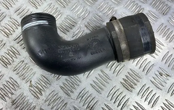 Volvo XC60 Intercooler hose/pipe 31338572