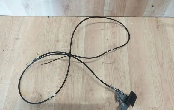 Toyota Avensis T270 Engine bonnet/hood lock release cable 