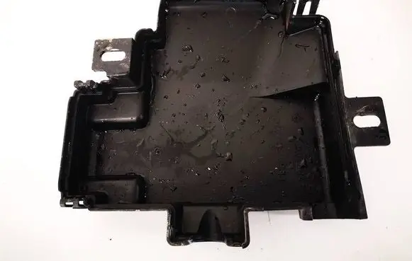 Tesla Model S Fuse box cover 101327402C