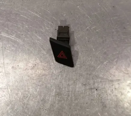 Toyota Yaris Hazard light switch 843320D020