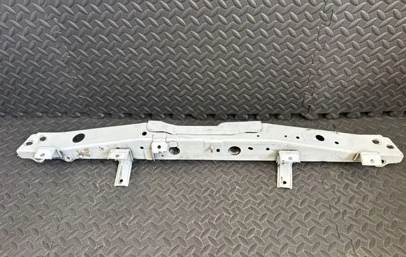 Nissan Qashqai Radiator support slam panel
