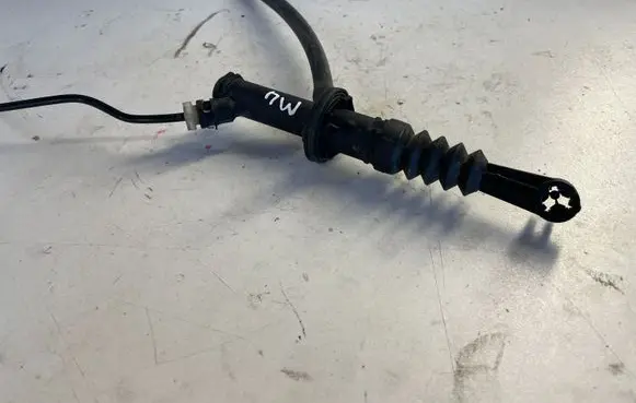 Renault Megane IV Clutch master cylinder 306101808R