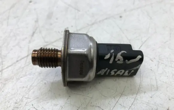 Fuel pressure sensor