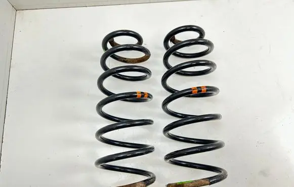 Skoda Superb B6 (3T) Front coil spring