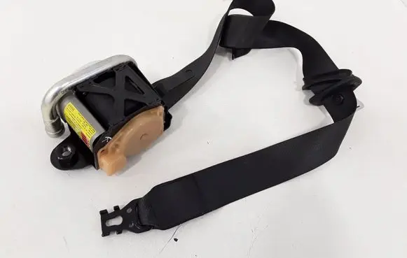 Opel Insignia A Front seatbelt 306E932AA