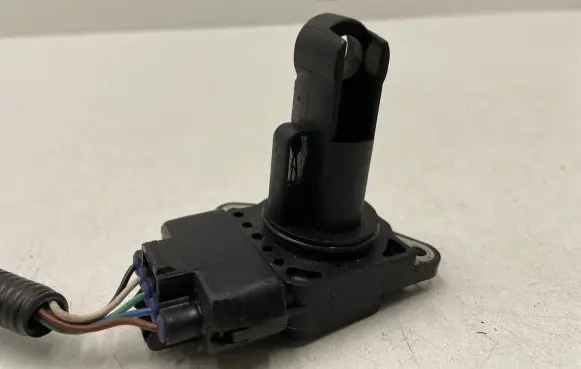 Toyota RAV 4 (XA30) Mass air flow meter 2220430030 1974002710