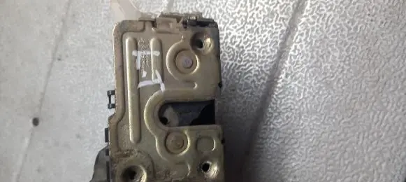 Renault Espace II Rear door lock