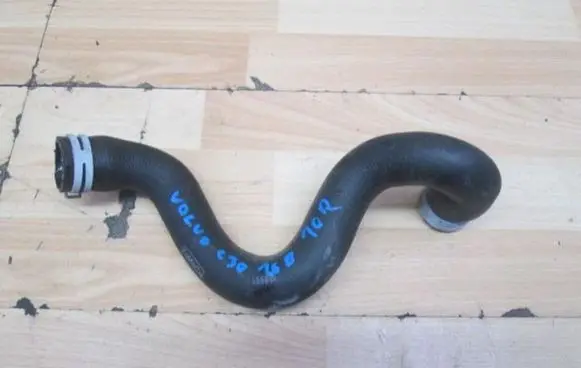 Volvo S40 Engine coolant pipe/hose