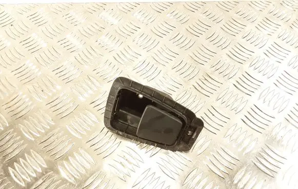Volvo XC40 Engine bonnet (hood) release handle 31651260