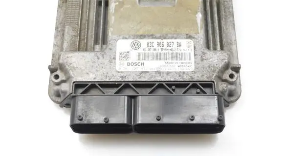 Volkswagen Golf VI Engine control unit/module 03C906027BA