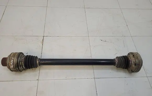 Volkswagen Touareg III Rear driveshaft 4M0501203D