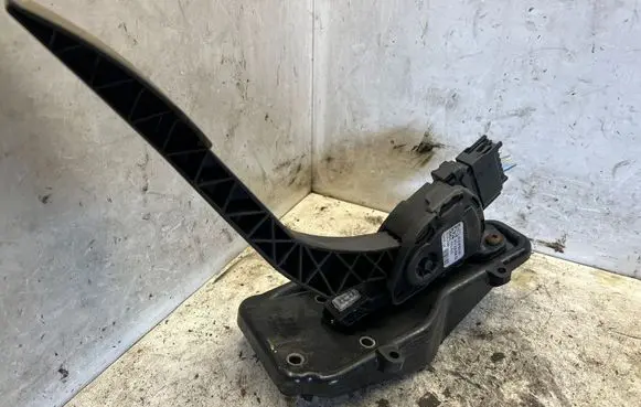 Jaguar XF Accelerator throttle pedal 9X239F832BA