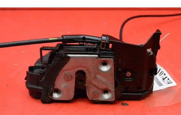 Renault Trafic I Front door lock 805027088R