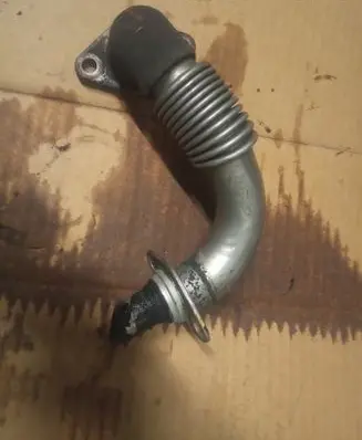 Hyundai Santa Fe EGR valve line/pipe/hose