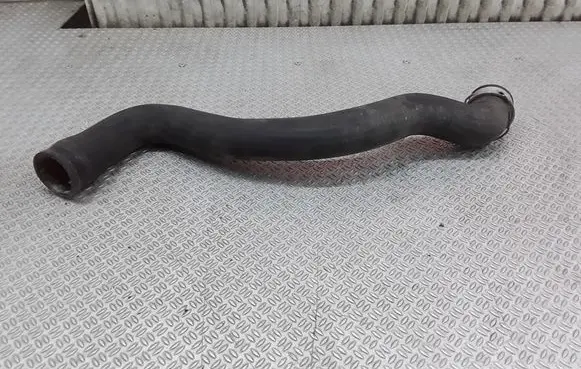 Mercedes-Benz C W203 Engine coolant pipe/hose