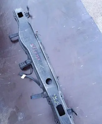 Hyundai i30 Rear bumper cross member 