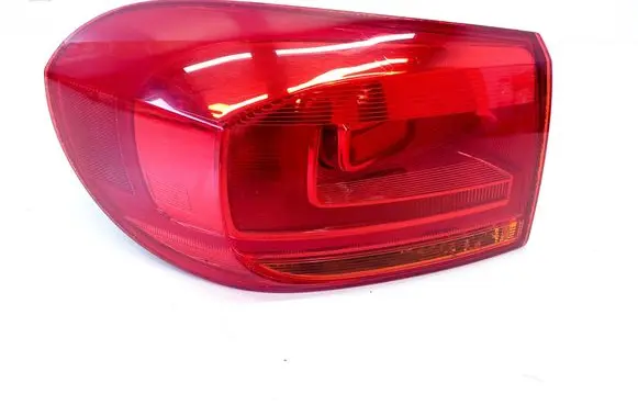 Rear/tail lights