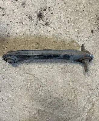 Mitsubishi Carisma Rear control arm