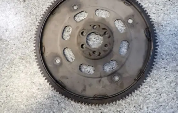 Nissan X-Trail T30 Dual mass flywheel 