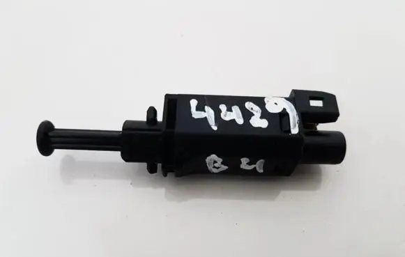 Volkswagen PASSAT B4 Brake pedal sensor switch 191945515