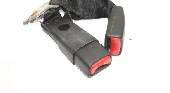 Chrysler 300C Rear seatbelt buckle