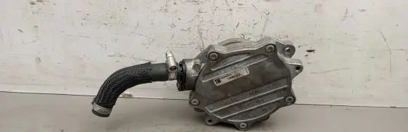 BMW 3 E46 Vacuum pump 724807220