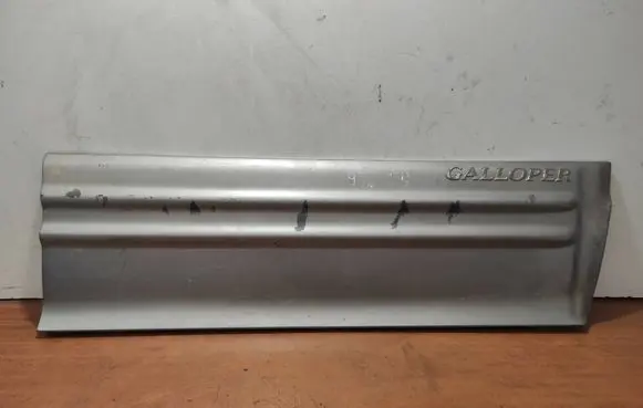 Hyundai Galloper Front door trim (molding) HB650925