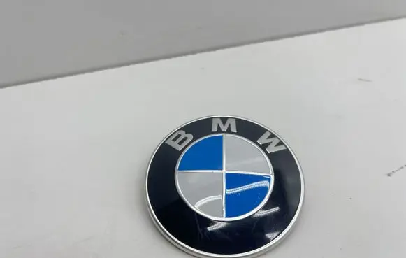 BMW 2 F44 Manufacturer badge logo/emblem 8132375
